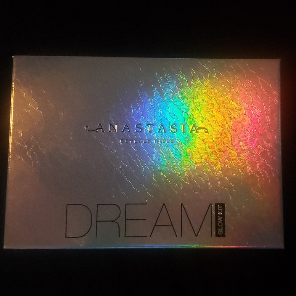 Anastasia Beverly hills glow kit dream
